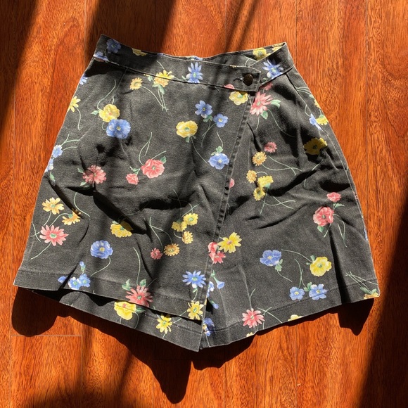 Vintage Pants - Vintage floral print skort skirt